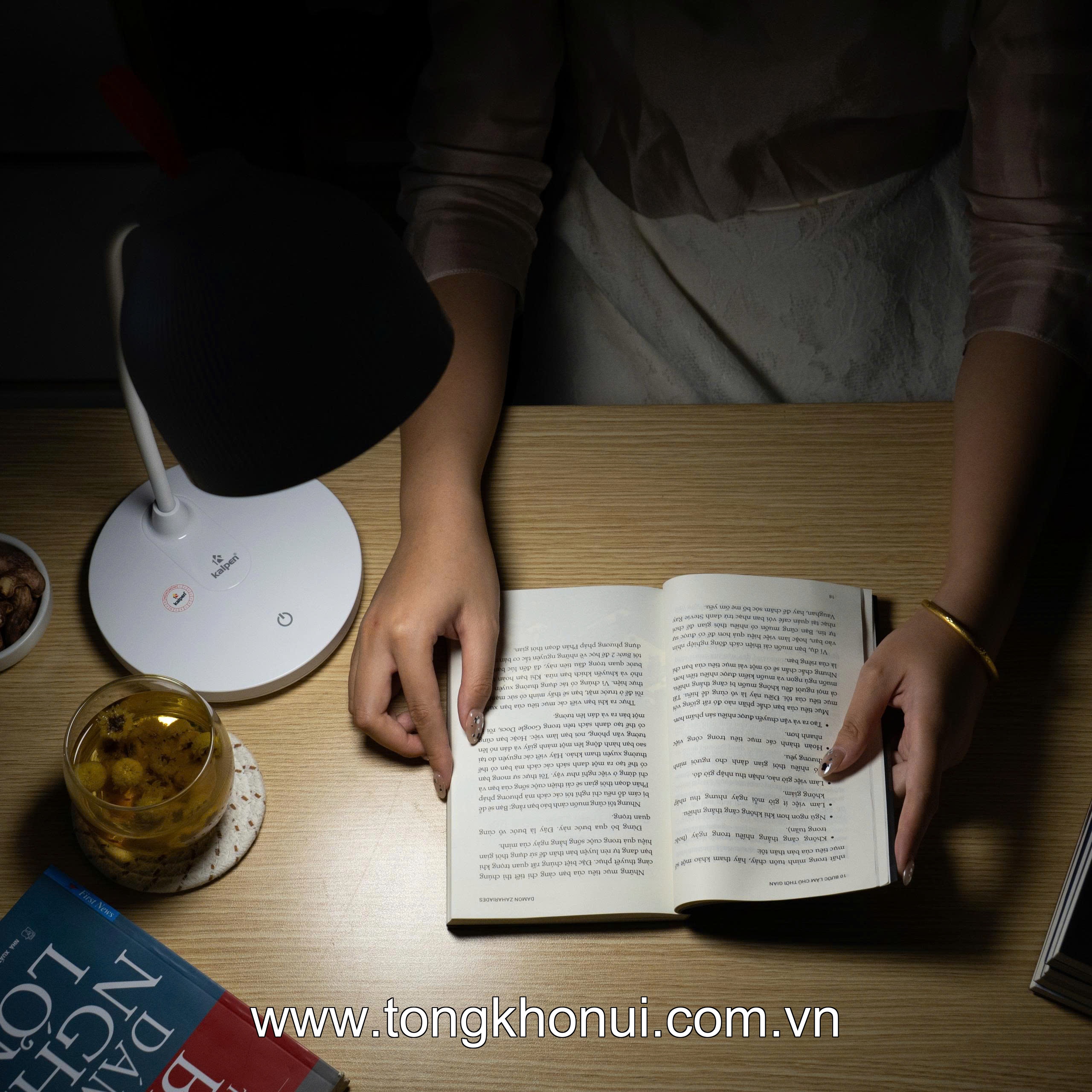 Đèn LED để bàn học Kalpen K1 ảnh 8
