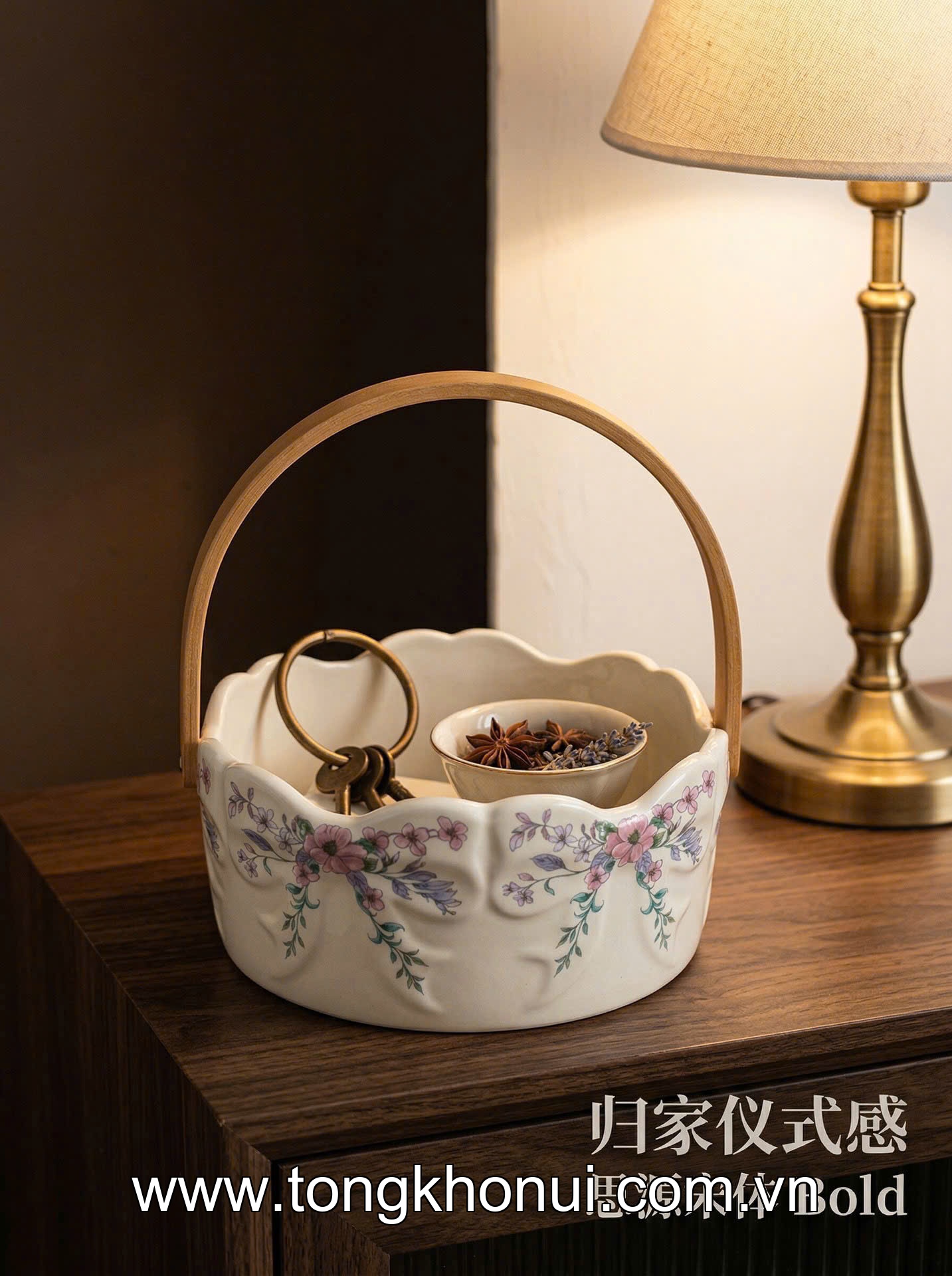 Giỏ sứ đựng hoa quả bánh kẹo Donahome, model: OC-GSH, quai bằng gỗ, KT: 16*7cm ảnh 1