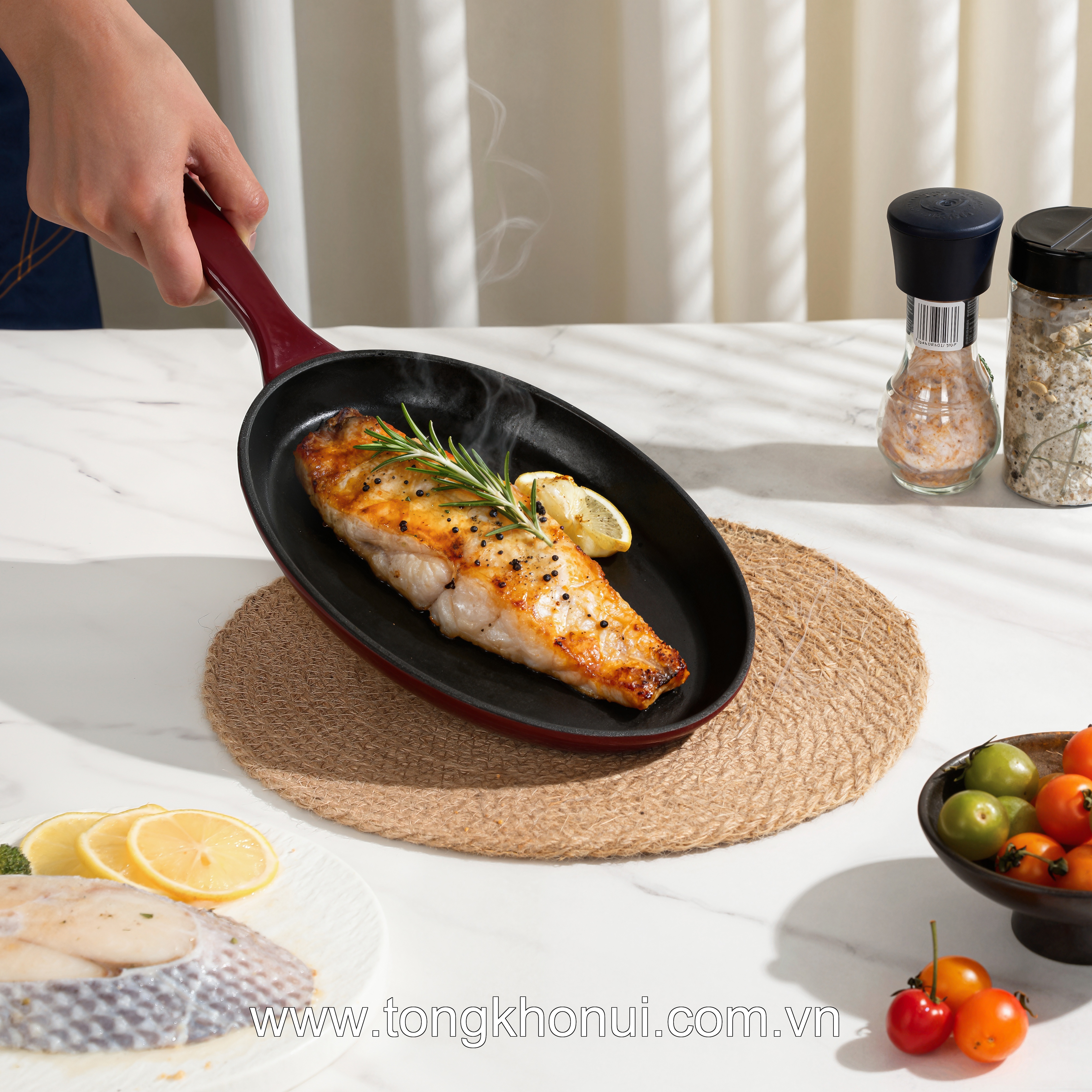 Chảo Oliu Casta R909 Reichmann Kochin trắng, đỏ 25cm, gang đúc tráng men, model: RK-AL909P25-W, RK-AL909P25-R ảnh 6