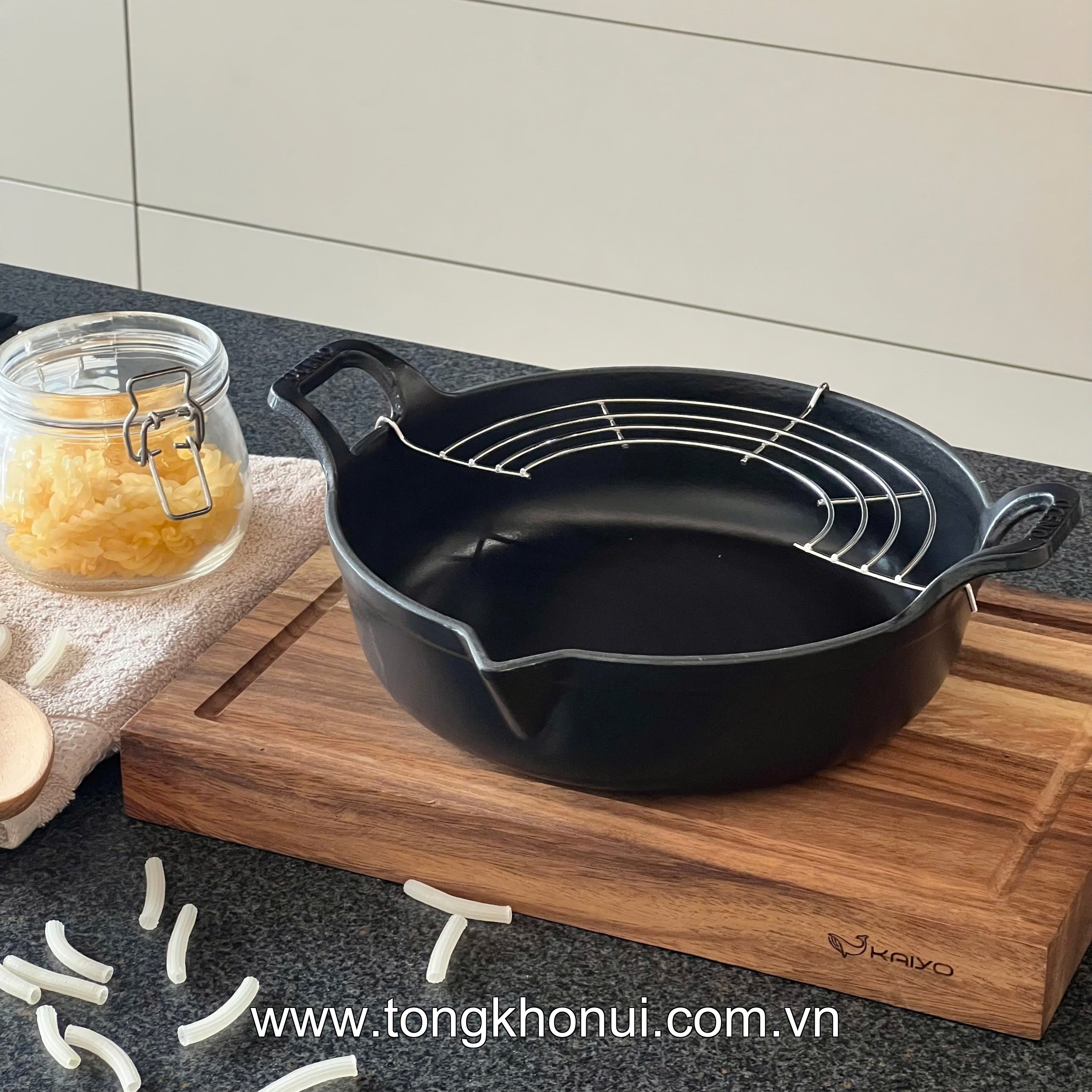 Chảo gang Oceno kèm giá gác size 20,24cm OFR-1242, OFR-1259 ảnh 1