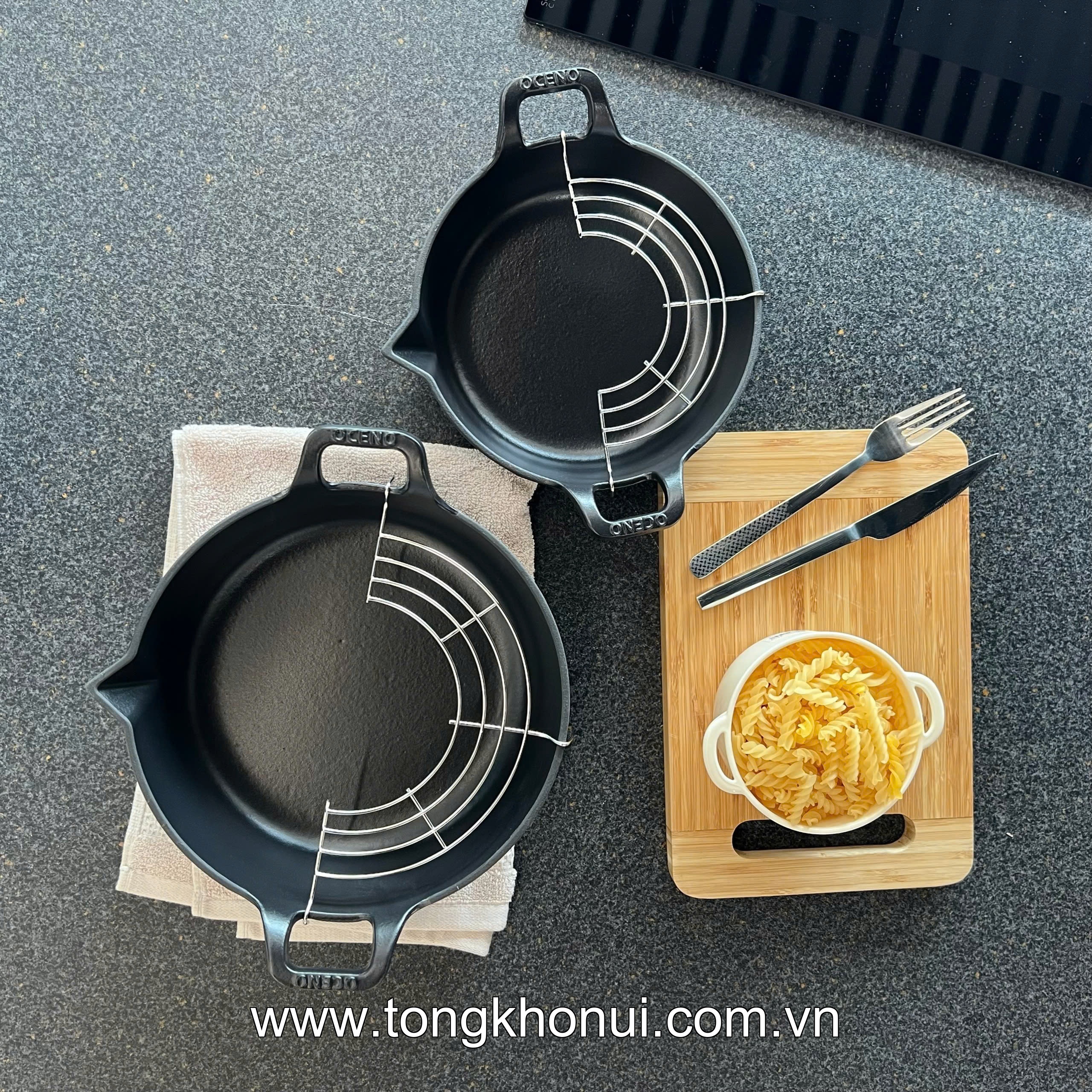 Chảo gang Oceno kèm giá gác size 20,24cm OFR-1242, OFR-1259 ảnh 9