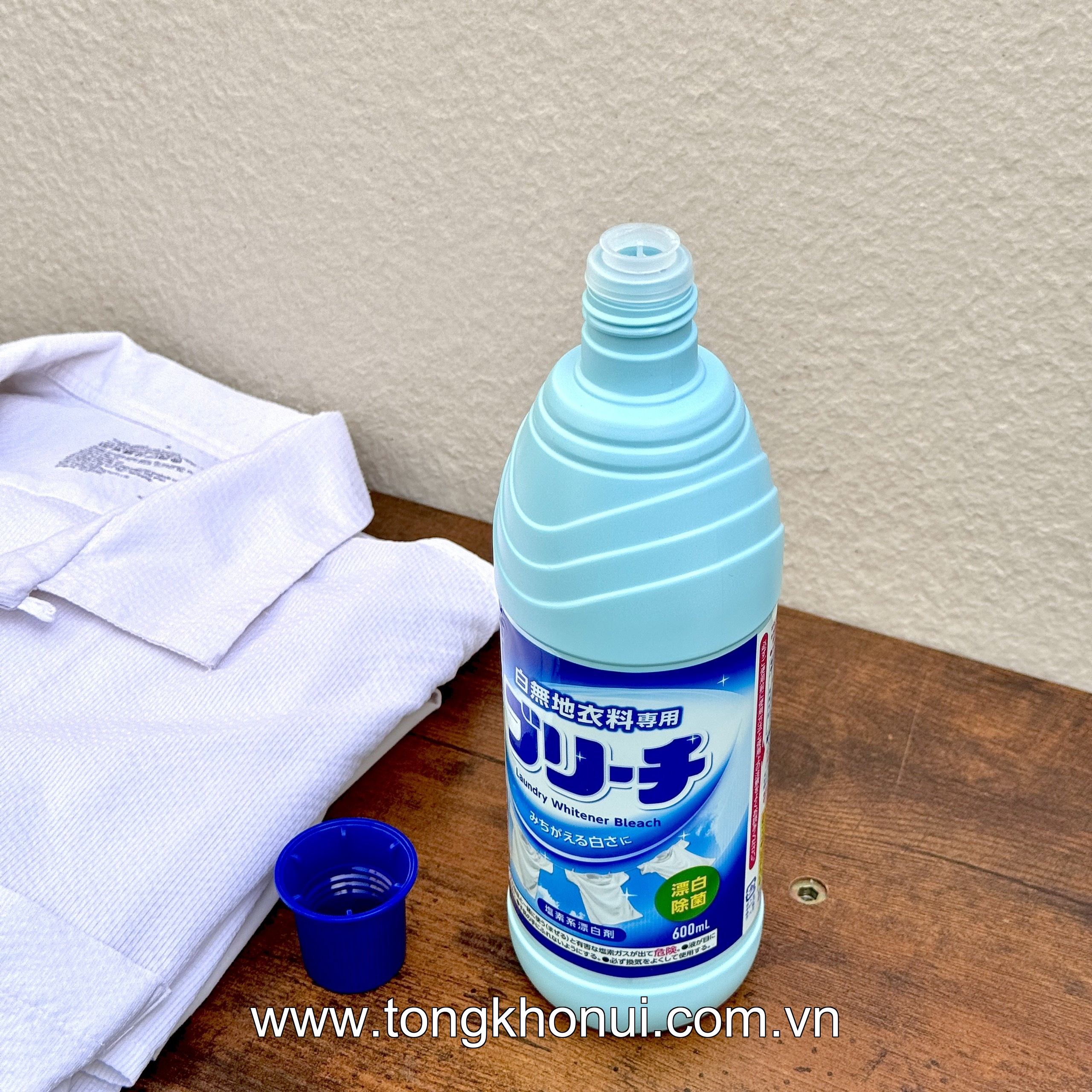 Nước tẩy trắng quần áo Rocket nhật bản 600ml, (4978951030031) ảnh 8