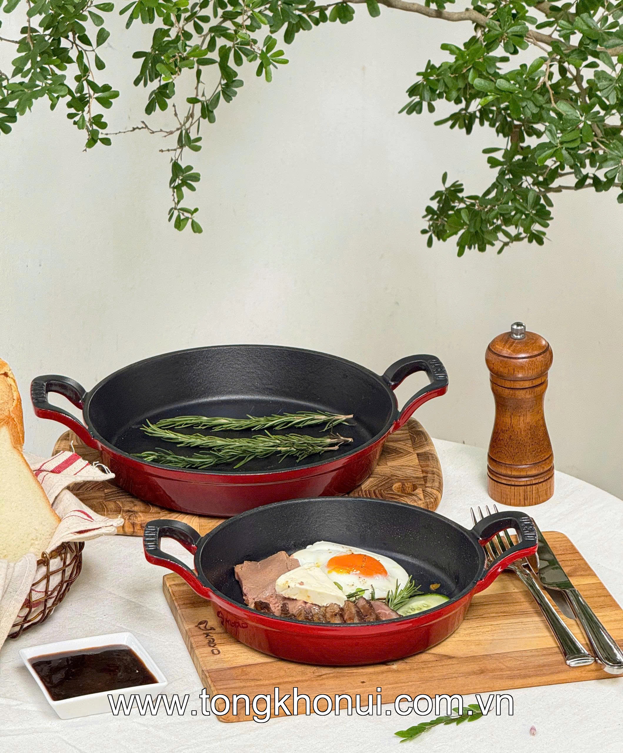 CHẢO GANG 2 TAY CẦM OCENO MÀU ĐỎ – CHẢO GANG CHIÊN RÁN GIỮ NHIỆT, DÙNG MỌI BẾP (MÃ OFR-1334, OFR-1341) ảnh 3