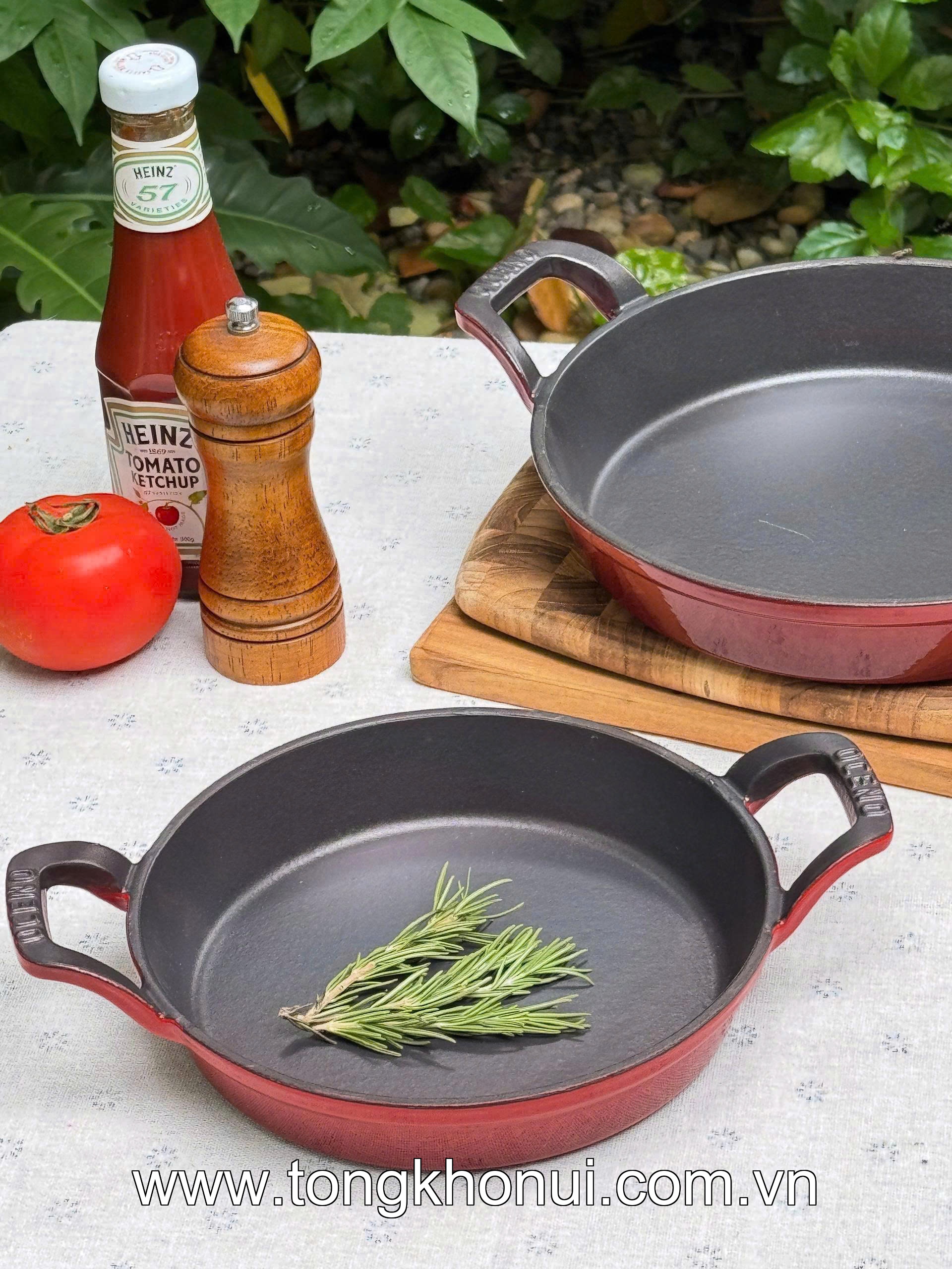 CHẢO GANG 2 TAY CẦM OCENO MÀU ĐỎ – CHẢO GANG CHIÊN RÁN GIỮ NHIỆT, DÙNG MỌI BẾP (MÃ OFR-1334, OFR-1341) ảnh 5