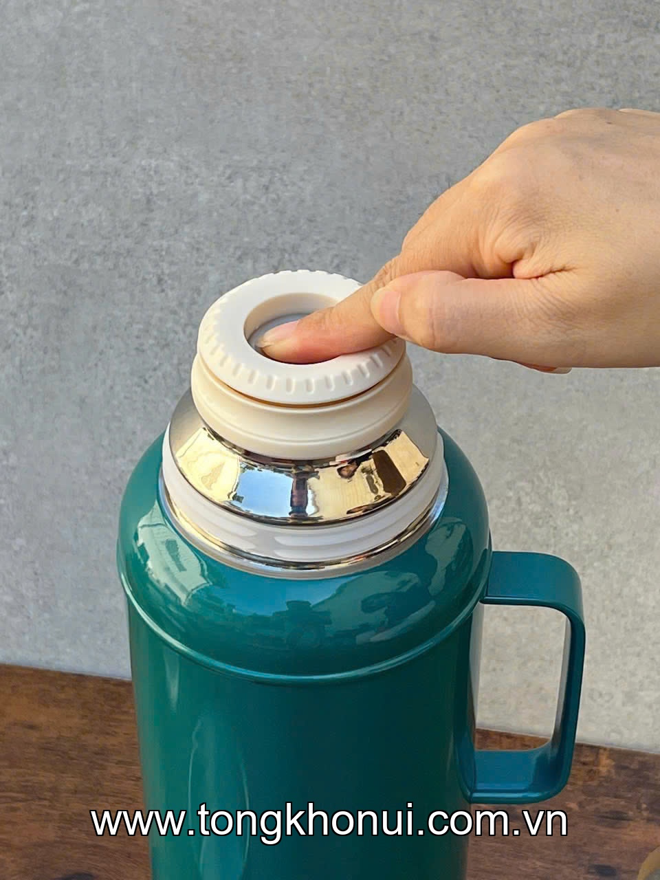 PHÍCH GIỮ NHIỆT CỠ ĐẠI INOX 304 KAIYO 2.2L – PHÍCH NƯỚC GIỮ NHIỆT 24H GIA ĐÌNH (MÃ KSV-3406, KSV-3390, KSV-3338) ảnh 7